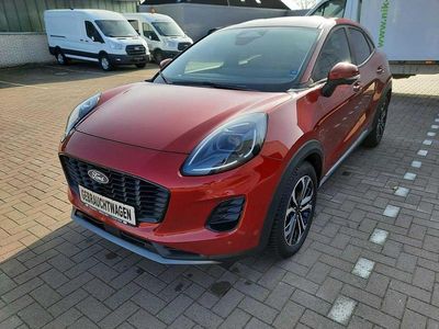 Gebraucht Ford Puma Titanium 125 PS (91 kW) 2025 Fantastic red SUV