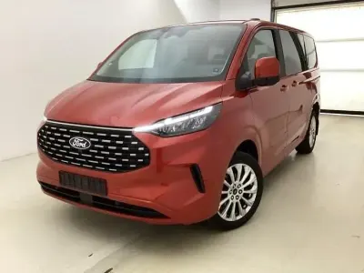 Gebraucht Ford Tourneo Custom Titanium 150 PS (110 kW) 2024 Artisan red Van
