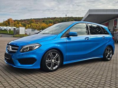 Gebraucht Mercedes B250 AMG line 211 PS (155 kW) 2017 Blau Van / Kleinbus