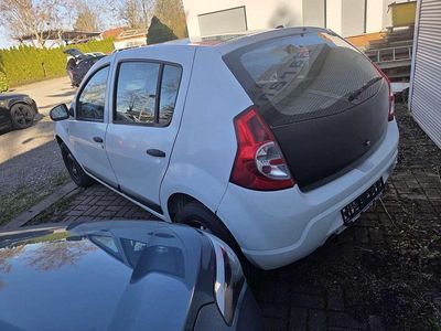 Gebraucht Dacia Sandero 75 PS (55 kW) 2009 Weiß Limousine