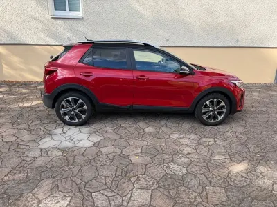 Gebraucht Kia Stonic Spirit 101 PS (74 kW) 2019 Rot SUV