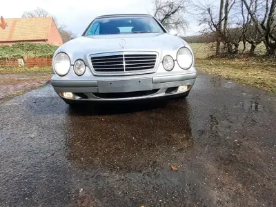 Gebraucht Mercedes SLK200 136 PS (100 kW) 1999 Silber Cabrio