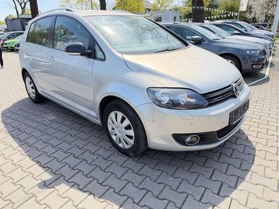 Usata VW Golf VI Style 105 CV (77 kW) 2011 Argento Utilitaria