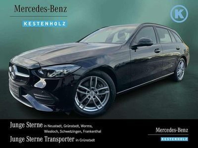 Gebraucht Mercedes C200 163 PS (119 kW) 2023 Unilack schwarz Kombi