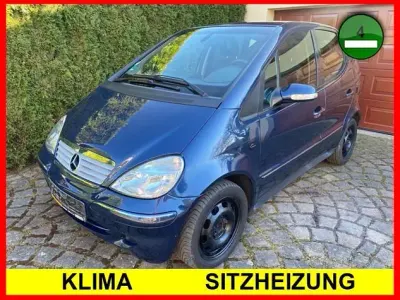 Używany Mercedes A160 Avantgarde 102 KM (75 kW) 2005 Niebieski Sedan/Limuzyna