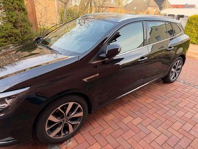 Gebraucht Renault Mégane GrandTour Bose Edition 132 PS (97 kW) 2016 Schwarz Kombi