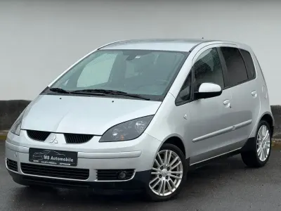 Occasion Mitsubishi Colt Motion 75 PK (55 kW) 2008 Zilver Sedan