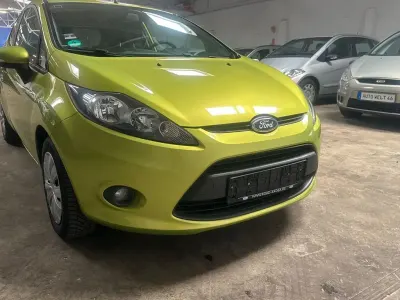 Gebraucht Ford Fiesta Viva 82 PS (60 kW) 2011 Grün Kleinwagen