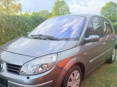 Brugt Renault Mégane II 130 HK (95 kW) 2004 Grå Hatchback