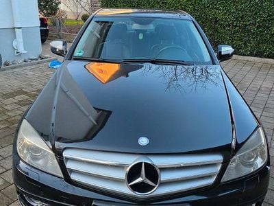 Gebraucht Mercedes C220 Avantgarde 170 PS (125 kW) 2007 Schwarz Limousine