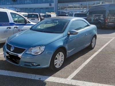 Gebraucht VW Eos 116 PS (85 kW) 2006 Blau Cabrio