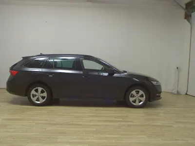 Gebraucht Skoda Octavia Ambition 150 PS (110 kW) 2023 Schwarz Kombi