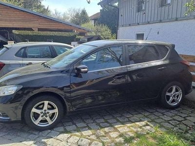 Gebraucht Nissan Pulsar Tekna 116 PS (85 kW) 2016 Schwarz Kleinwagen
