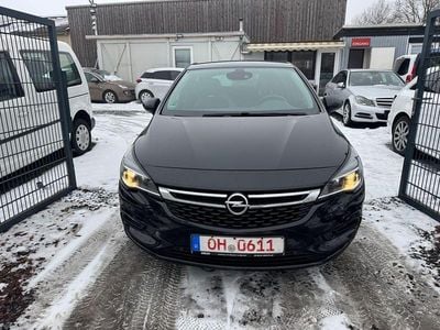 Gebraucht Opel Astra Active 125 PS (91 kW) 2017 Schwarz Limousine
