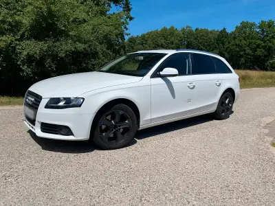 Gebraucht Audi A4 145 PS (106 kW) 2011 Weiß Kombi