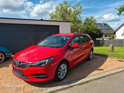 Gebraucht Opel Astra 110 PS (80 kW) 2019 Rot Kombi