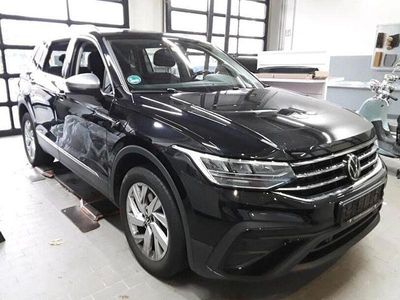Schwarz Gebraucht 2022 VW Tiguan Allspace Life SUV | 24.990 € (Superpreis)