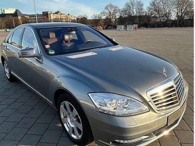 Gebraucht Mercedes S250 204 PS (150 kW) 2012 Grau Limousine