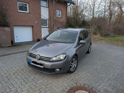 Gebraucht VW Golf VI 102 PS (75 kW) 2009 Grau Kleinwagen