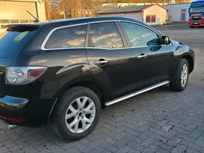 Używany Mazda CX-7 Exclusive-Line 173 KM (127 kW) 2010 Czarny SUV