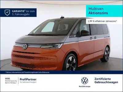 Gebraucht VW Multivan Style 177 PS (130 kW) 2025 Orange Van / Kleinbus