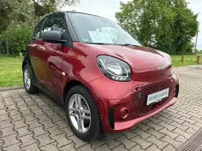 Używany Smart ForTwo Coupé 60 kW (82 KM) 2021 Czerwony Hatchback