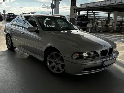 Gebraucht BMW 525 Exclusive 163 PS (119 kW) 2002 Silber Limousine