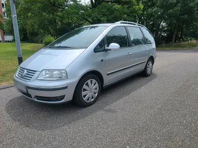 Gebraucht VW Sharan Exclusive 140 PS (102 kW) 2009 Silber Van / Kleinbus