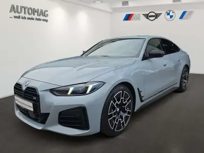 Gebraucht BMW M4 374 PS (275 kW) 2024 Brooklyn grau Coupé