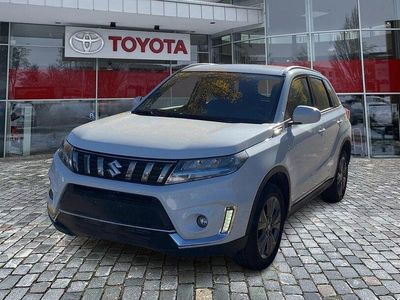 Weiß Gebraucht 2023 Suzuki Vitara Comfort SUV | 17.290 € (Fairer Preis)