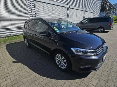 Gebraucht VW Touran 110 PS (80 kW) 2016 Schwarz Van / Kleinbus