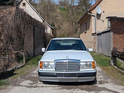 Usata Mercedes 200 75 CV (55 kW) 1990 Bianco Berlina
