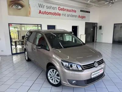 Gebraucht VW Touran Style 105 PS (77 kW) 2012 Beige Van / Kleinbus