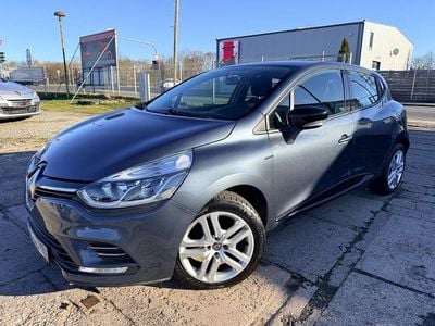 Gebraucht Renault Clio IV LIMITED 73 PS (53 kW) 2018 Grau Limousine