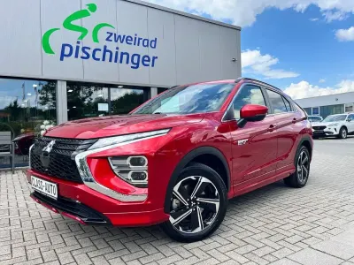 Gebraucht Mitsubishi Eclipse Cross Plus 98 PS (72 kW) 2022 Rot SUV