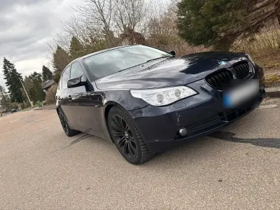 Second-hand BMW 520 170 CP (125 kW) 2004 Albastru Berlinǎ