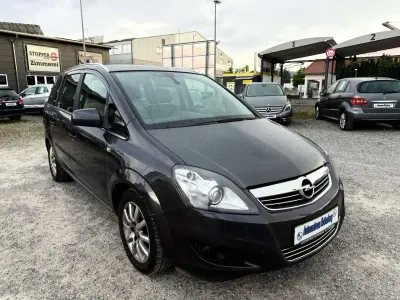 Gebraucht Opel Zafira Innovation 116 PS (85 kW) 2010 Karbongrau Van / Kleinbus