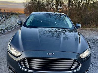 Gebraucht Ford Mondeo 180 PS (132 kW) 2016 Grau Limousine