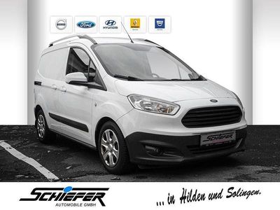 Gebraucht Ford Transit Trend 101 PS (74 kW) 2017 Weiß Van / Kleinbus