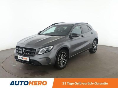 Mercedes GLA220