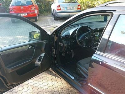 Mercedes C180