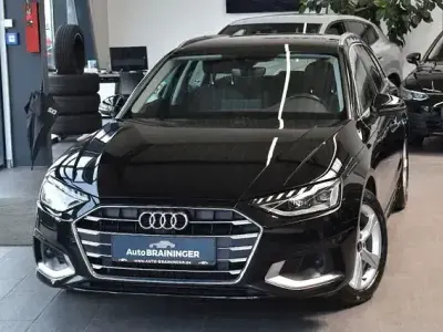 Gebraucht Audi A4 Advanced 163 PS (119 kW) 2022 Schwarz Limousine