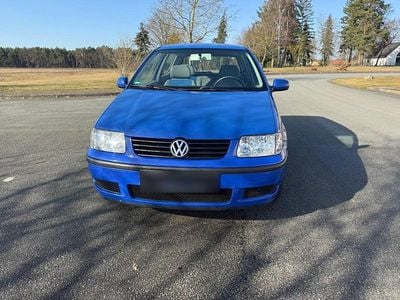 Second-hand VW Polo 50 CP (36 kW) 1999 Albastru Hatchback