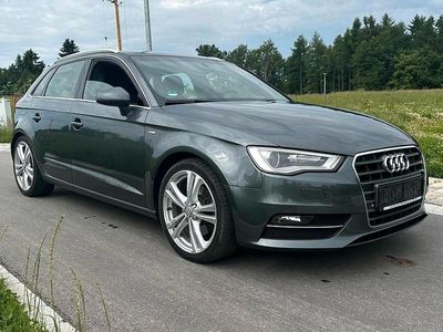 Gebraucht Audi A3 S-Line 180 PS (132 kW) 2015 Grau Limousine