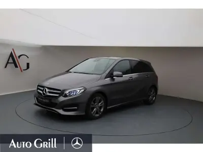 Gebraucht Mercedes B220 Urban 177 PS (130 kW) 2018 Metalliclack mountaingrau Kleinwagen
