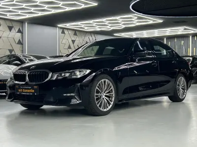 Gebraucht BMW 320 Sport Line 190 PS (139 kW) 2021 Schwarz ii Limousine