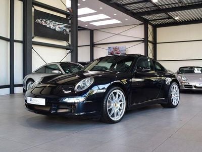 Porsche 911 Carrera
