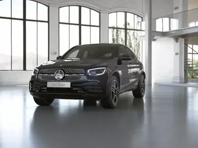 Gebraucht Mercedes GLC300e AMG 194 PS (142 kW) 2021 Schwarz SUV
