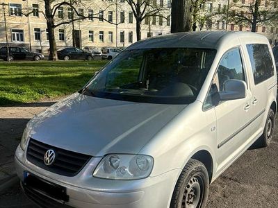 Second-hand VW Caddy Life 105 CP (77 kW) 2007 Argintiu Monovolum