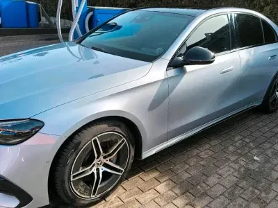 Brugt Mercedes E400 AMG 367 HK (269 kW) 2023 Sølv Sedan